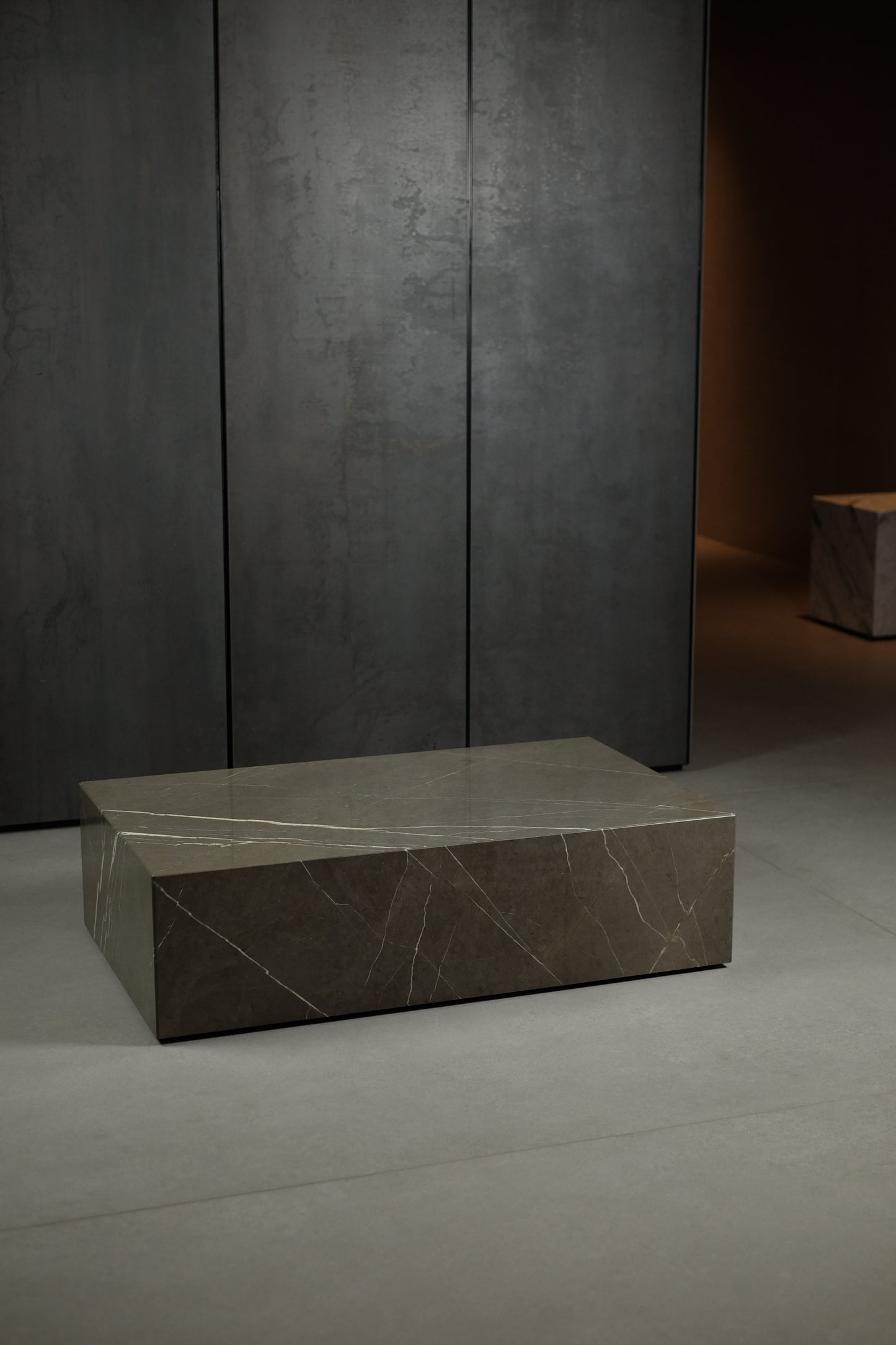 Low Plinth