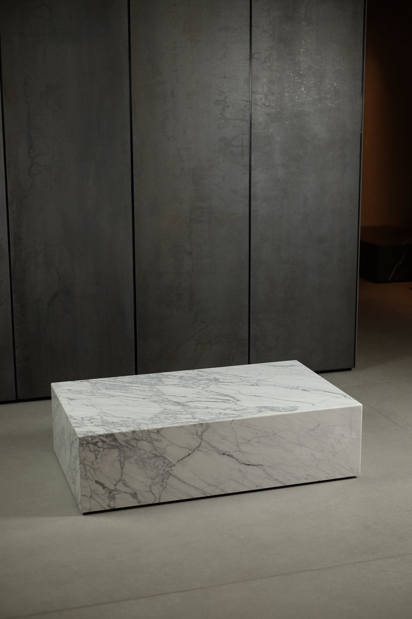 Low Plinth