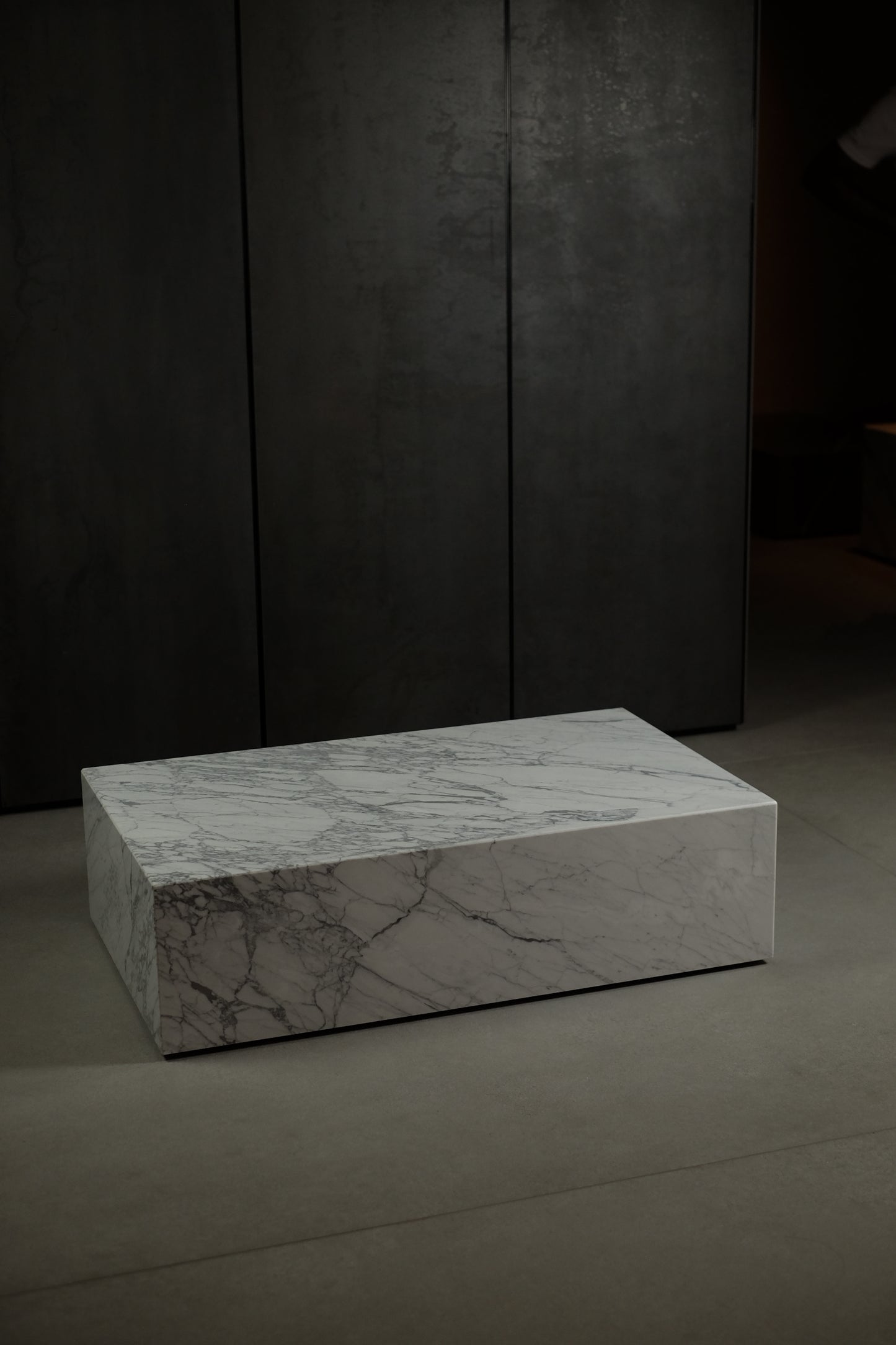 Low Plinth