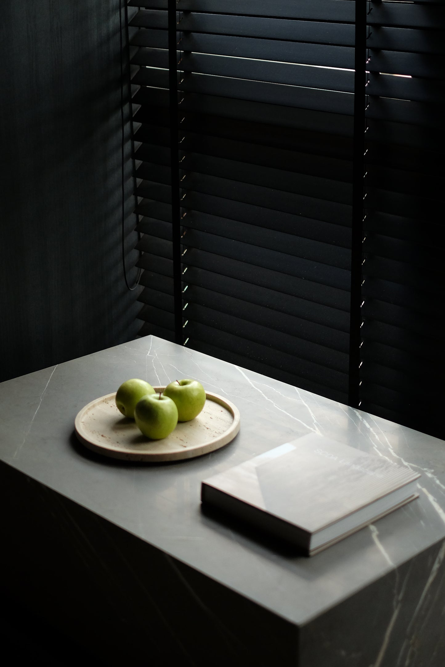 Marmo Travertine Round Tray