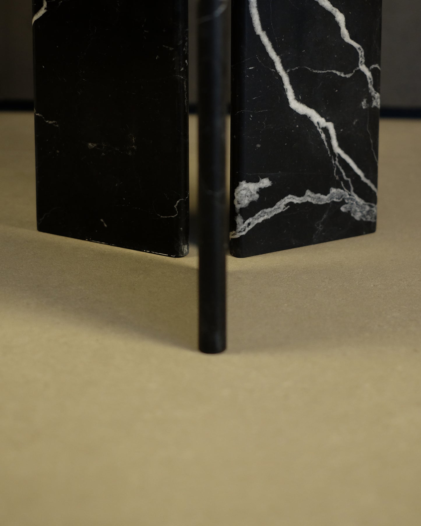 Como Side Table